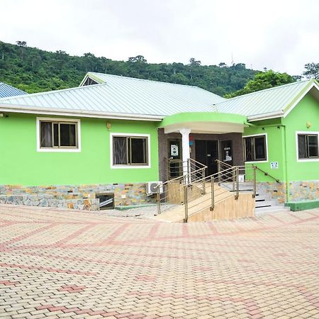 3A'S Guest House Akosombo Exteriér fotografie