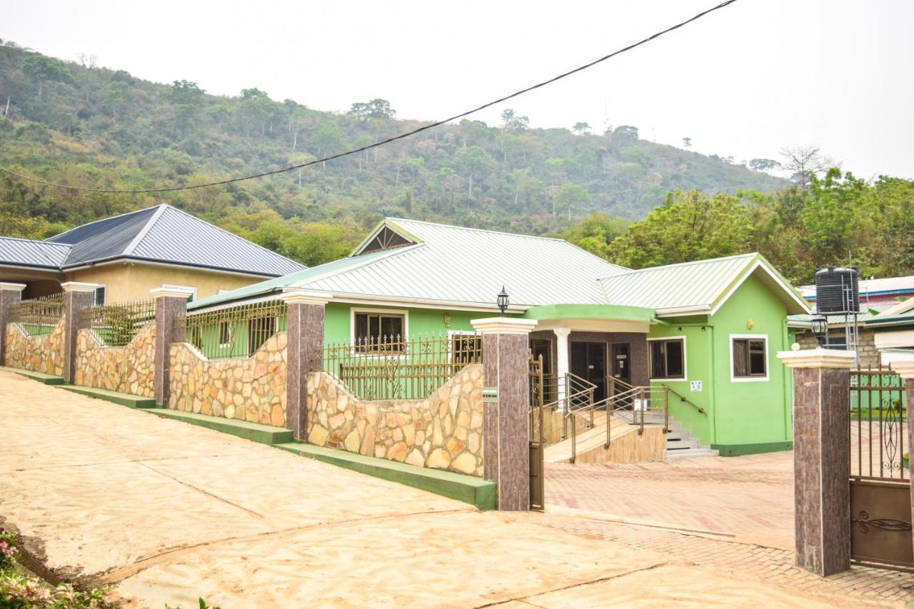 3A'S Guest House Akosombo Exteriér fotografie